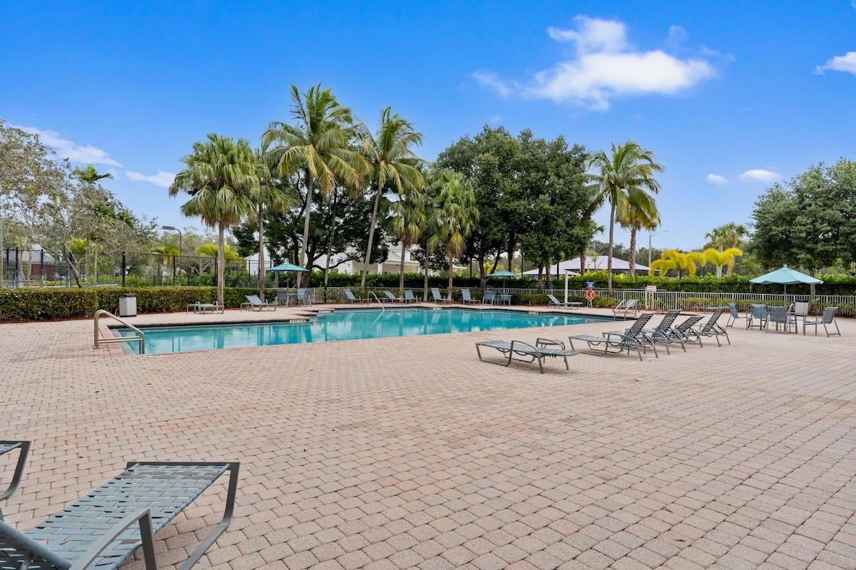 Lakeview West 158-44 B - Residential