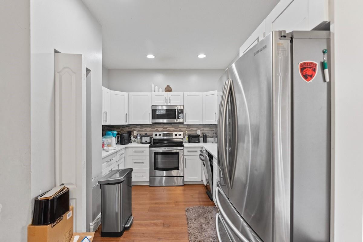 Lakeview West 158-44 B - Residential