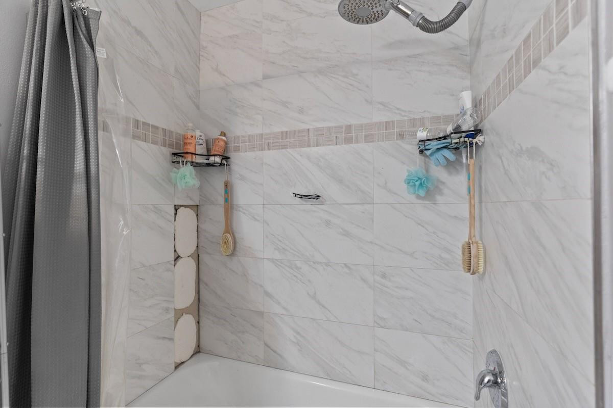 Lakeview West 158-44 B - Residential