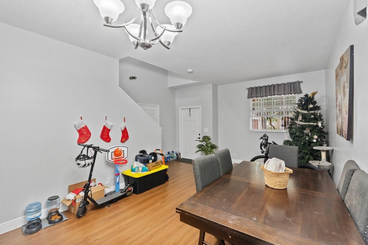 Lakeview West 158-44 B - Residential