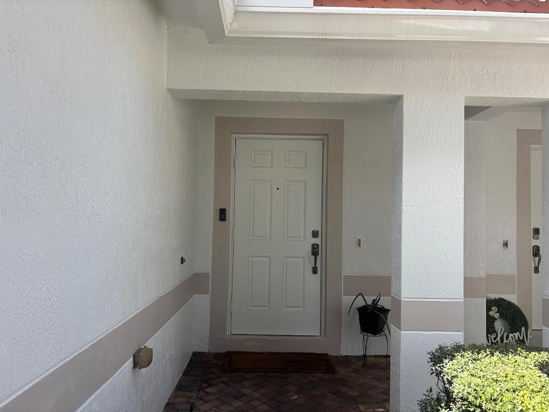 Beautifully Renovated Townhouse - Move-In Ready!Welcome to this stunning - 3-bedroom, 2-bathroom townhouse with an additional guest bath and an attached 1-car garage. Recently updated with brand-new flooring and fresh paint throughout, New Washer & Dryer. This home is designed for both comfort and style.Step inside to a bright, open floor plan, that's perfect for entertaining family and friends. The kitchen flows seamlessly into the living and dining areas, creating a warm and inviting space.