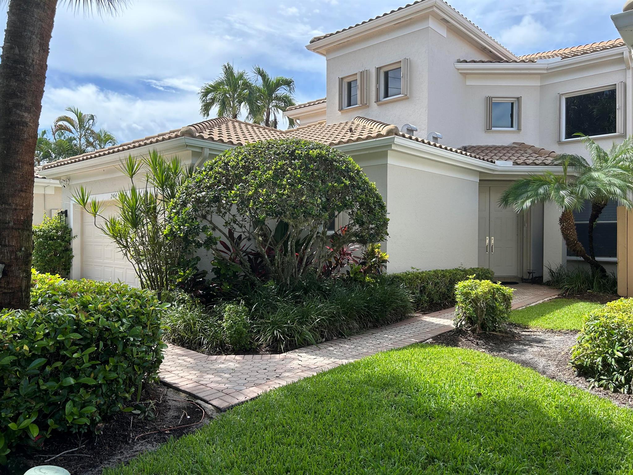 2404 NW 67th Street