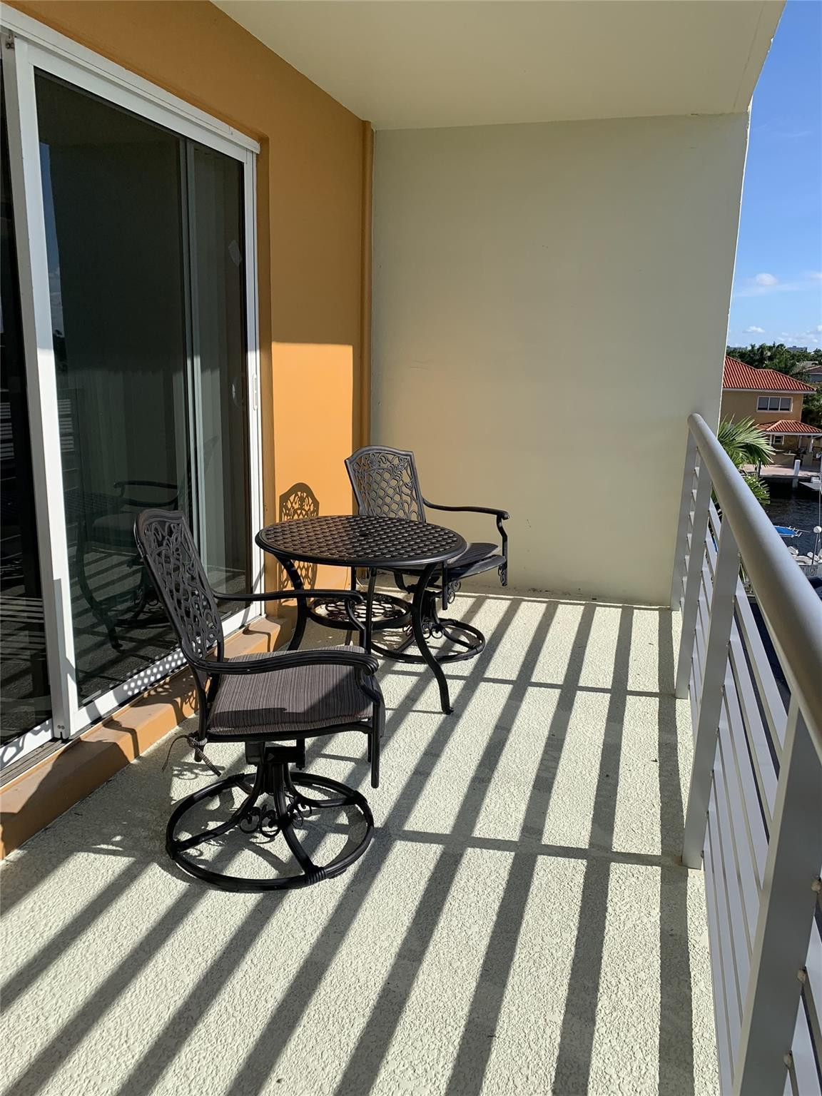 Lauderdale Tower - Residential Lease