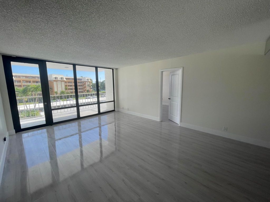 Photo of 336 Golfview Road #309, North Palm Beach, FL 33408 (MLS # R10939534)