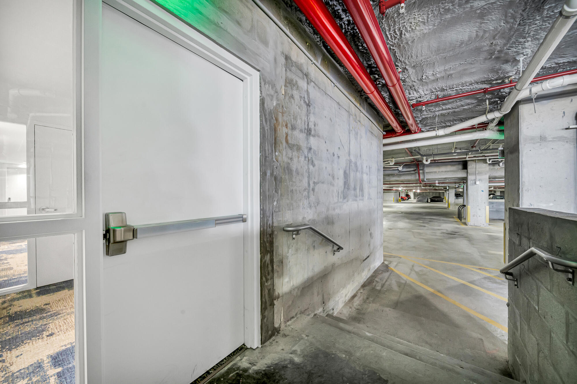 Nautilus 220 Condominium - Residential