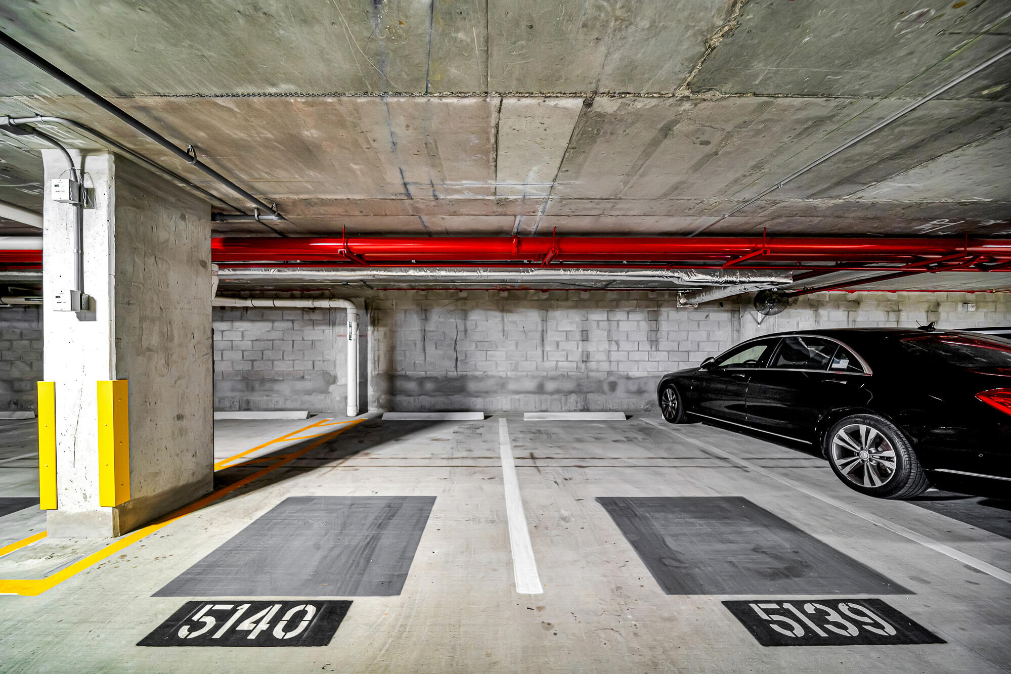 Nautilus 220 Condominium - Residential