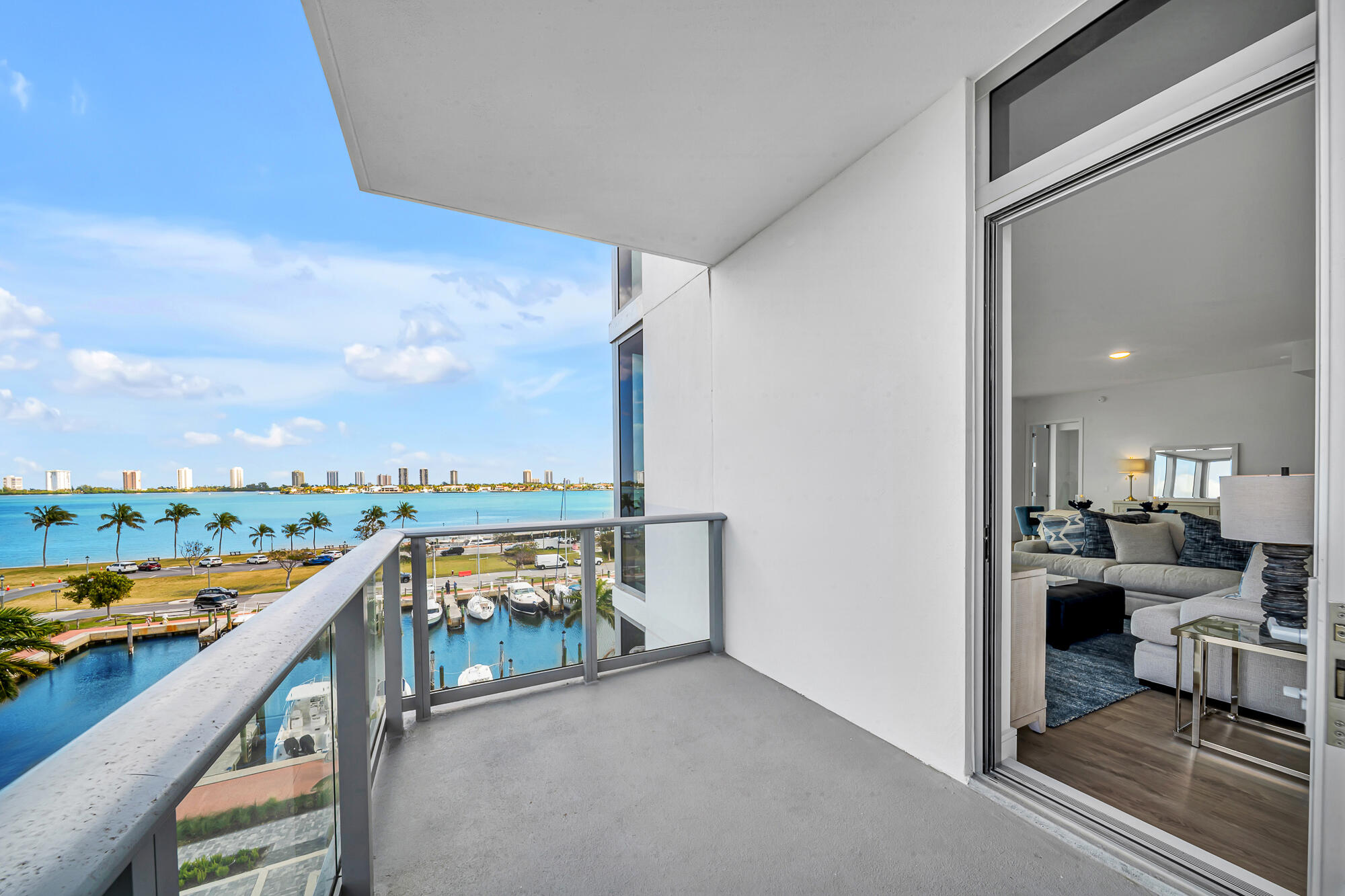 Nautilus 220 Condominium - Residential