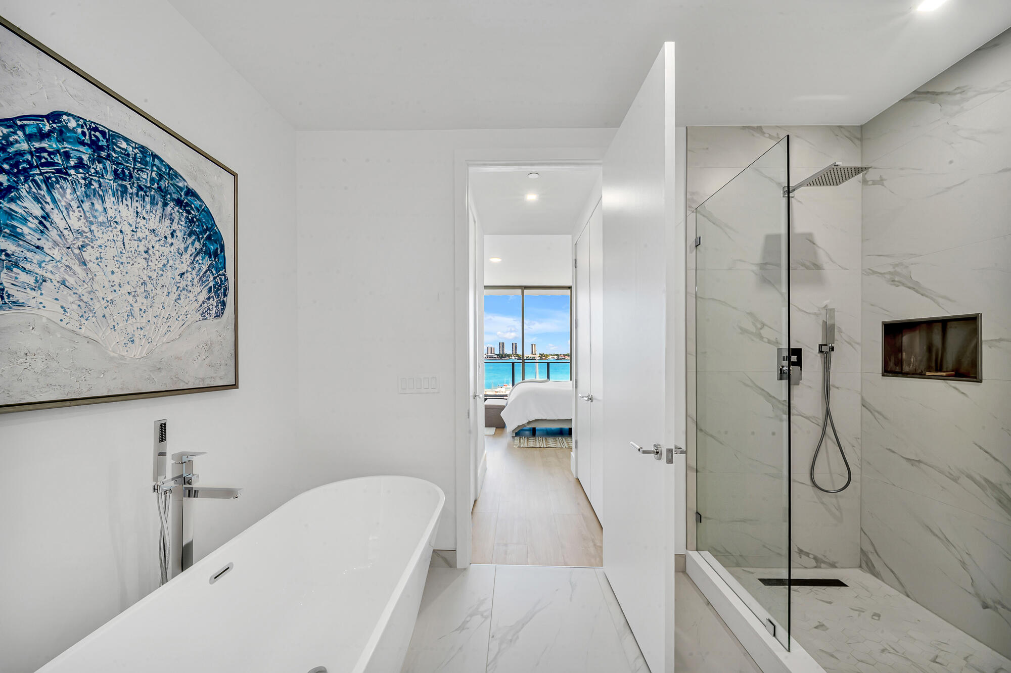 Nautilus 220 Condominium - Residential