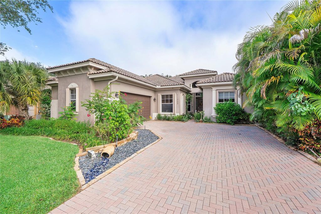 Photo of 11955 NW 78th Pl, Parkland, FL 33076 (MLS # F10525286)