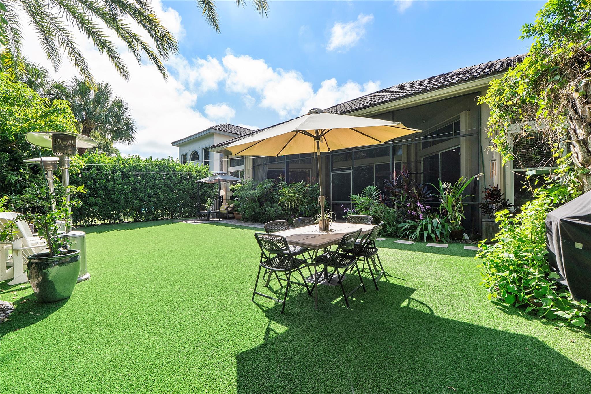 Heron Bay Central 171-23 - Residential