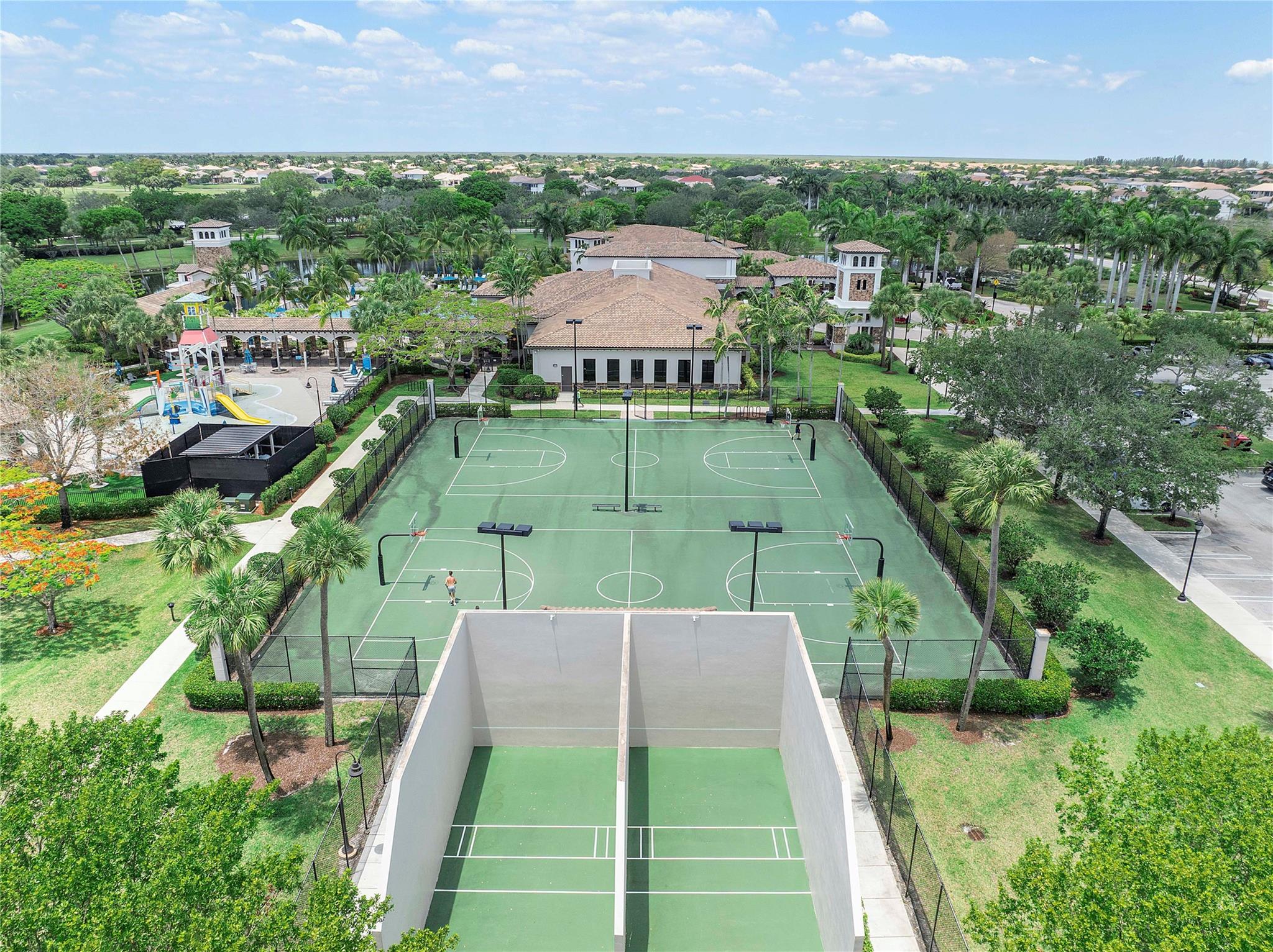 Heron Bay Central 171-23 - Residential