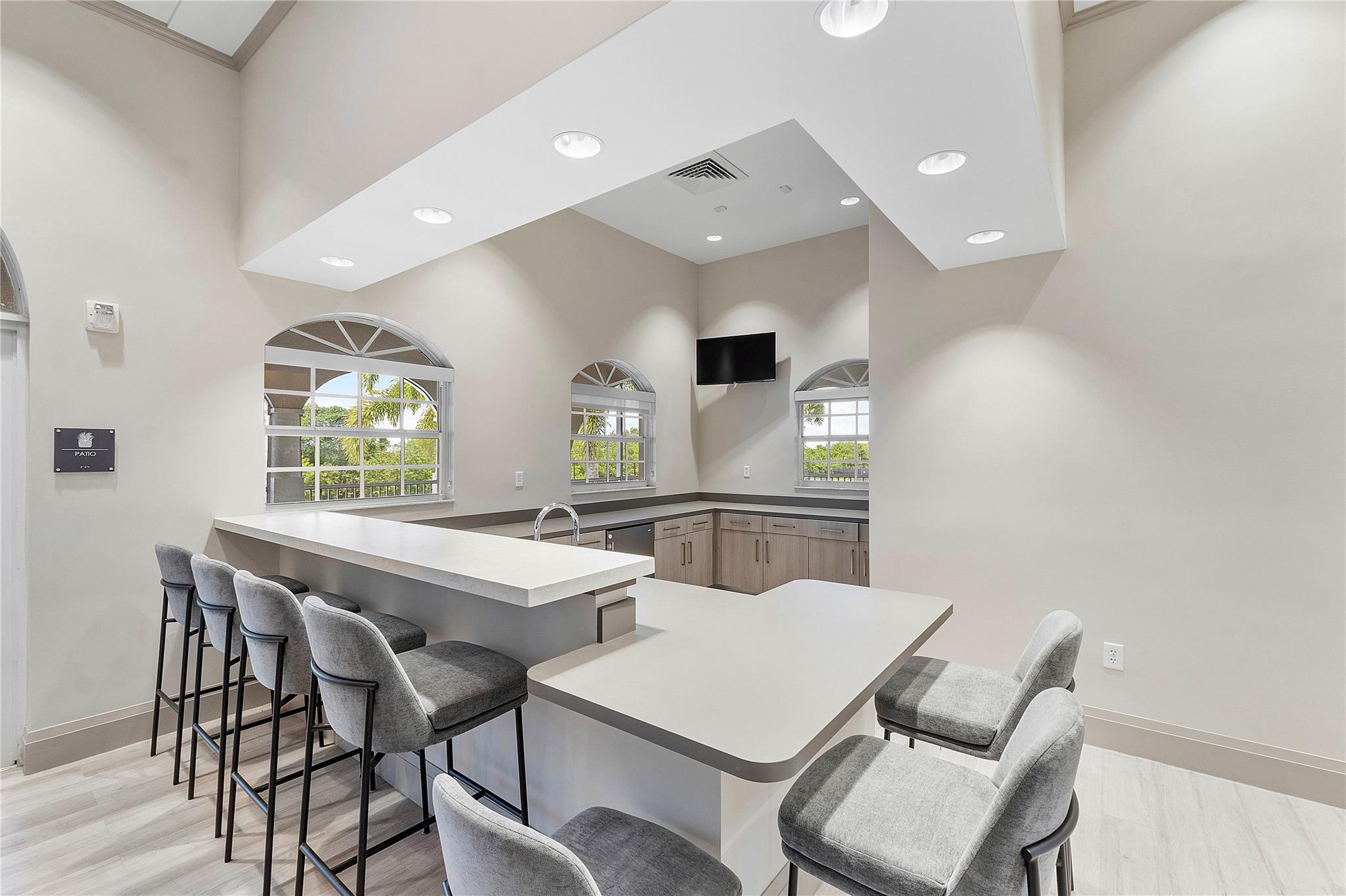 Heron Bay Central 171-23 - Residential