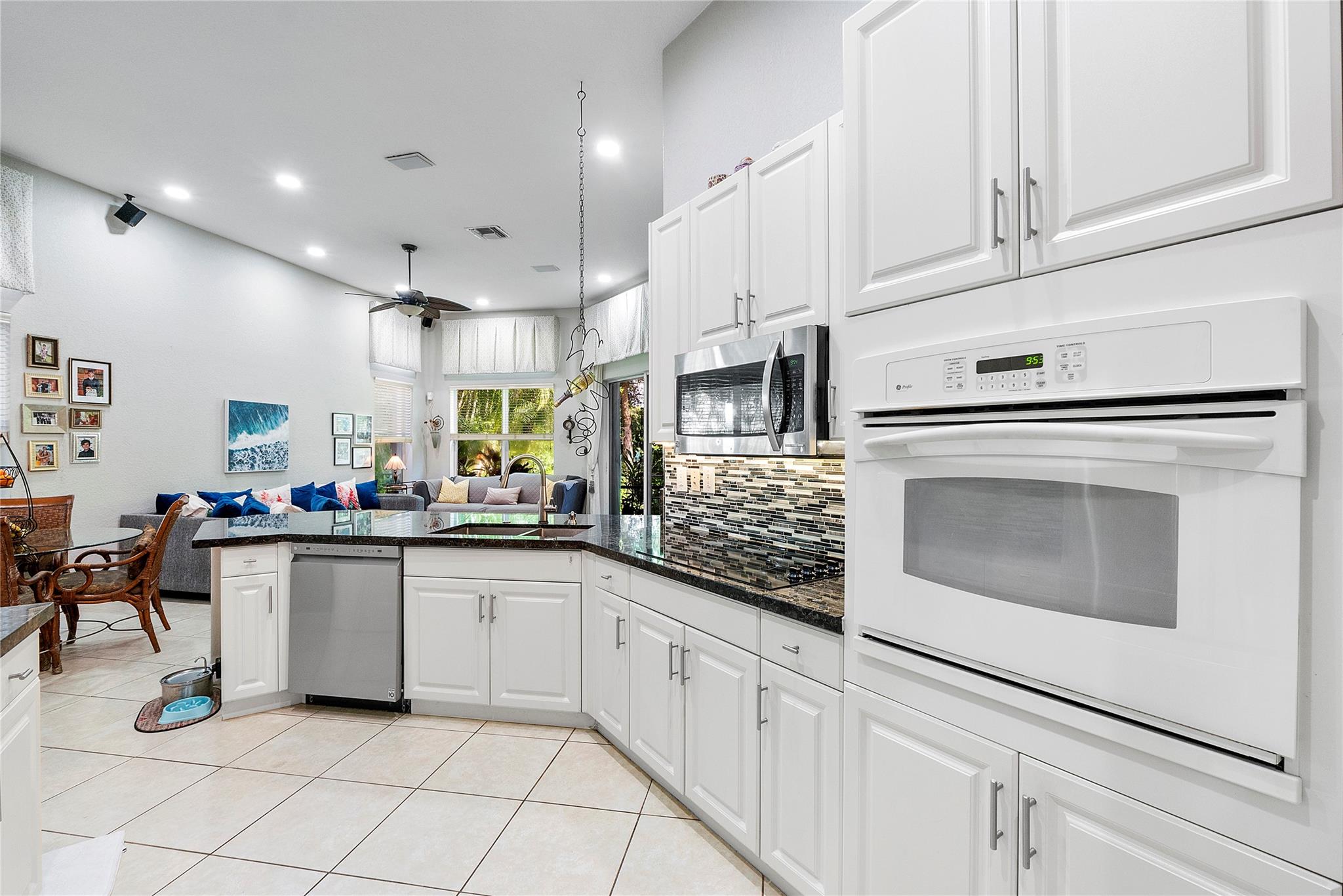 Heron Bay Central 171-23 - Residential