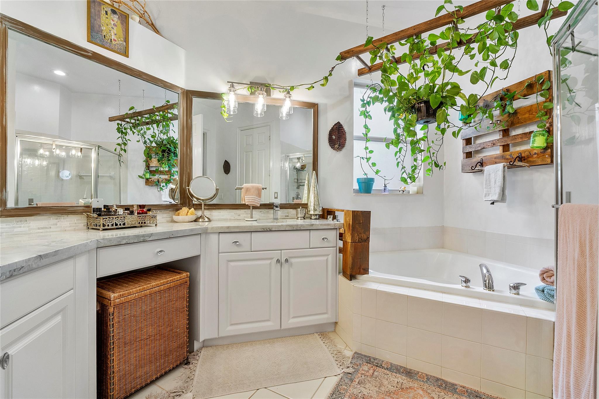 Heron Bay Central 171-23 - Residential