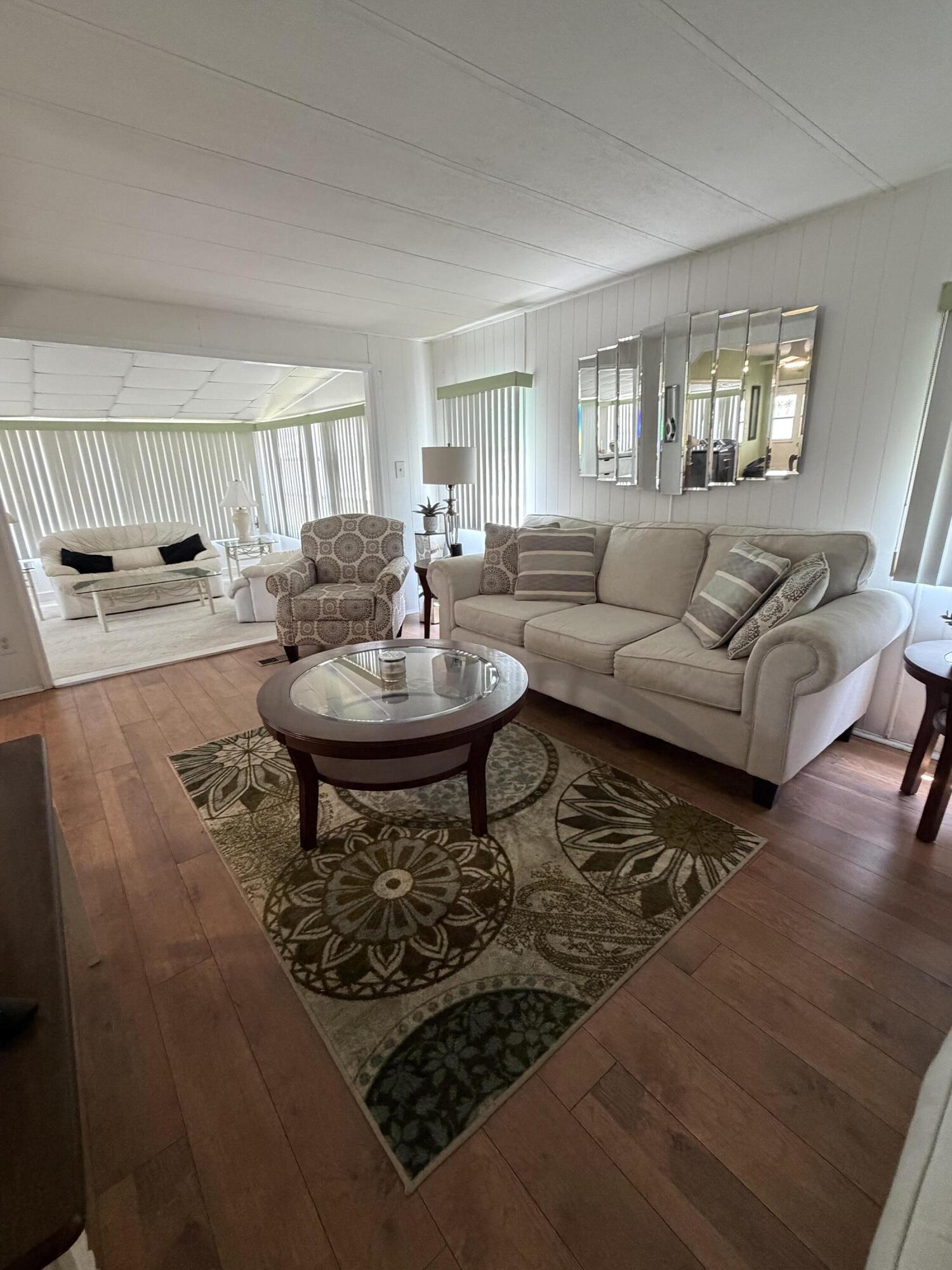 Spanish lakes One - Residential