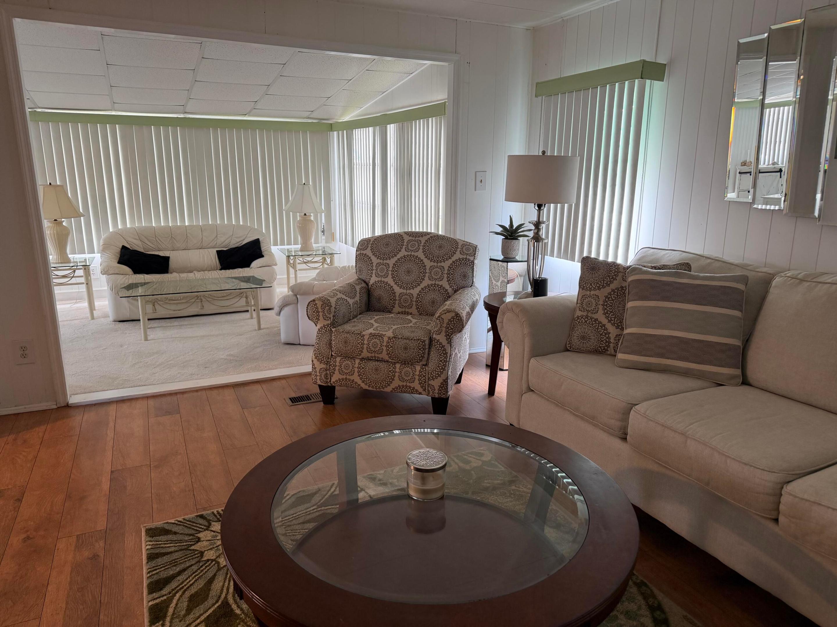 Spanish lakes One - Residential
