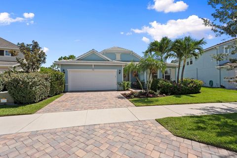 Photo of 709 SW Sun Circle, Palm City, FL 34990 (MLS # R11103784)