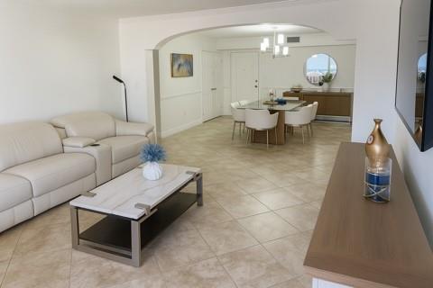 VALIANT HOUSE - Residential Lease