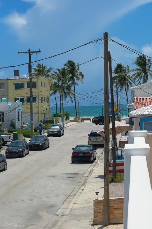 VALIANT HOUSE - Residential Lease