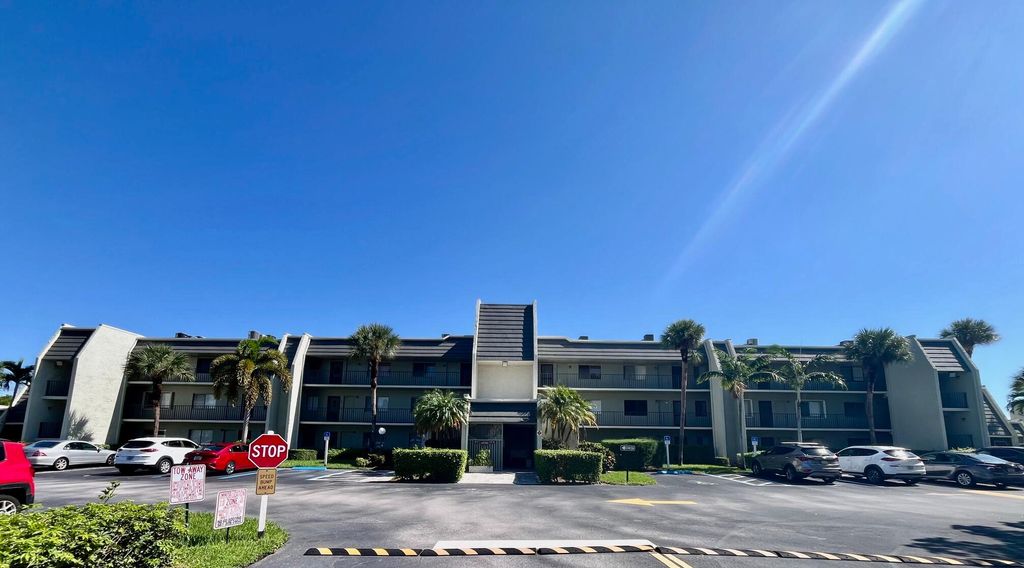 Photo of 4090 Tivoli Court #301, Lake Worth, FL 33467 (MLS # R11123874)