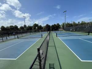 LAKESIDE POINT APT 3 COND - Residential Lease