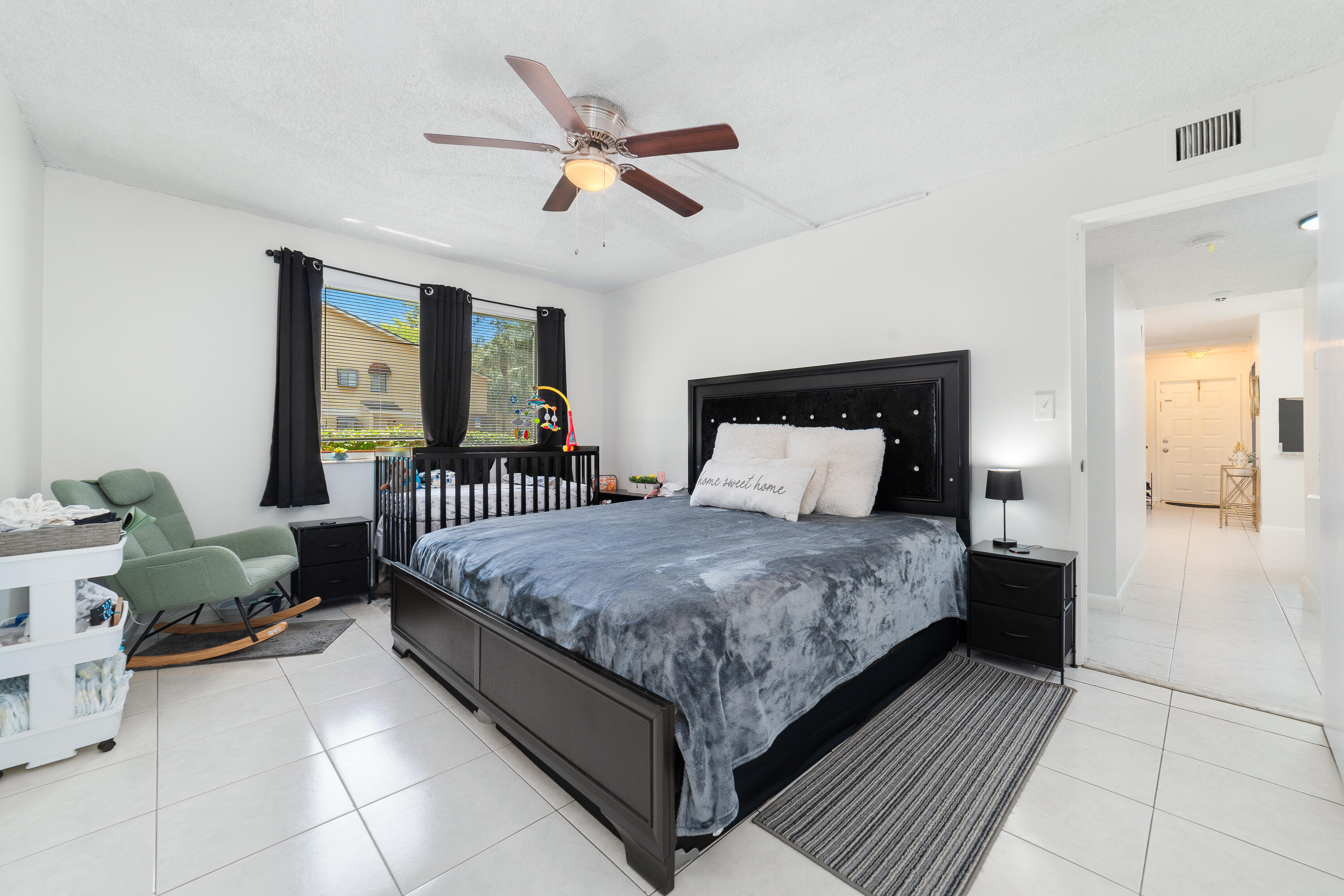OAKLAND FOREST CLUB CONDO - Residential