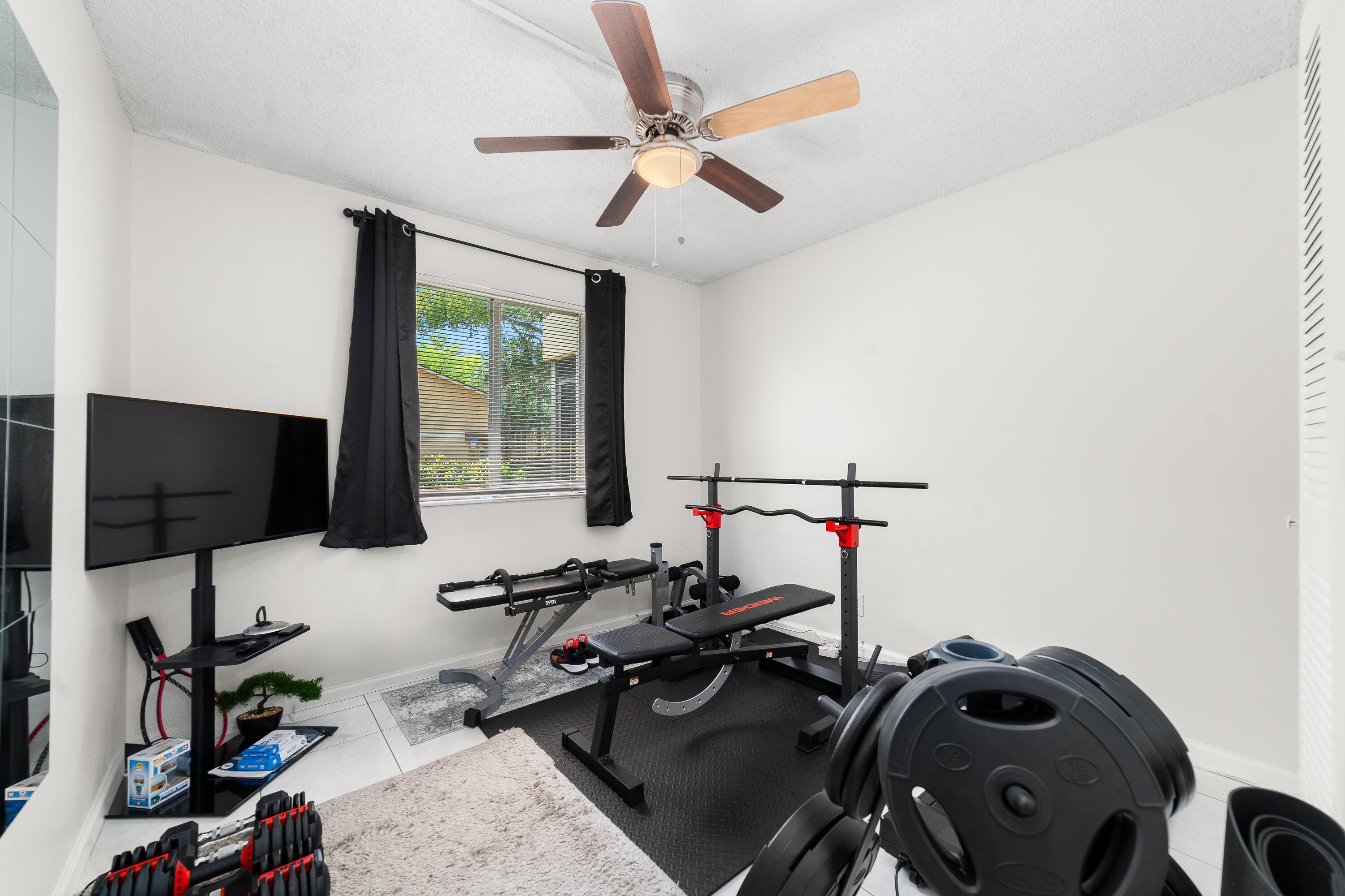 OAKLAND FOREST CLUB CONDO - Residential