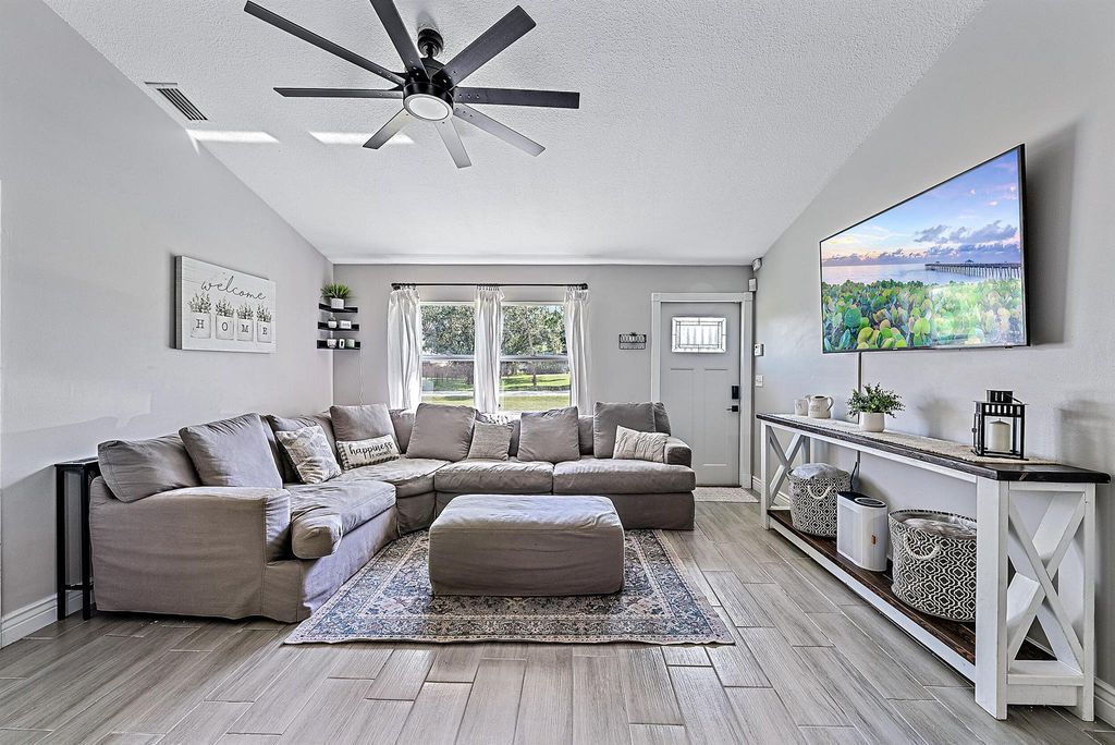 Photo of 12147 68th Street N, West Palm Beach, FL 33412 (MLS # R10933342)