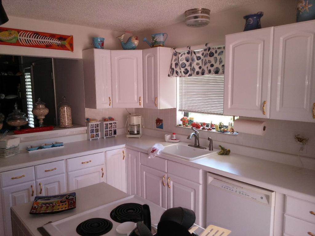 WINDWARD AT JONATHANS LANDING - Residential Lease