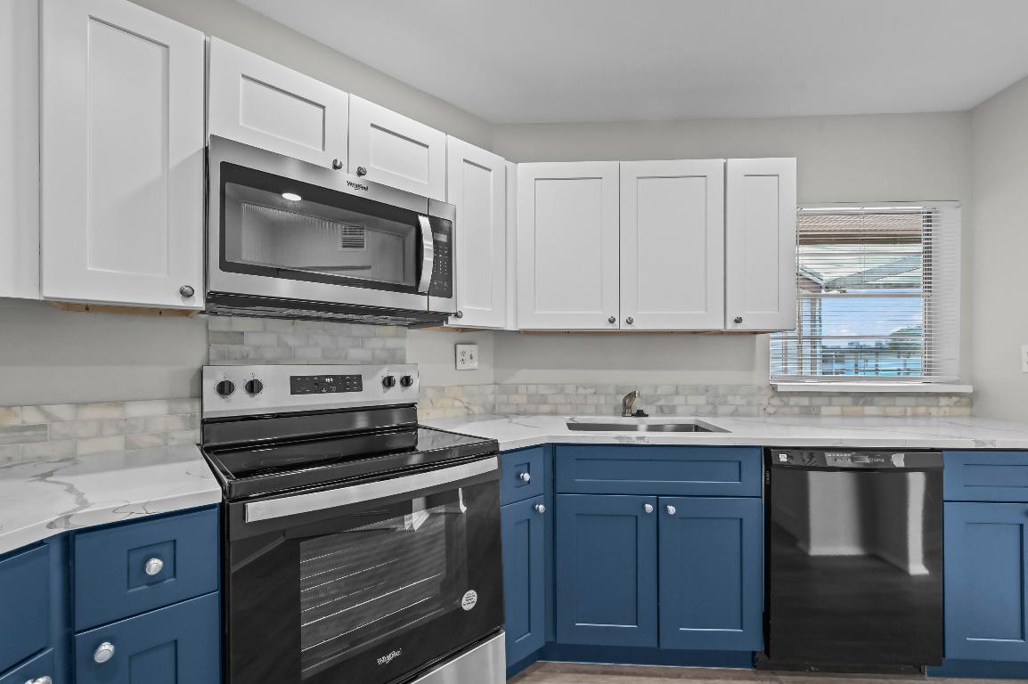 GREENWAY VILLAGE NORTH CONDO 2 - Residential