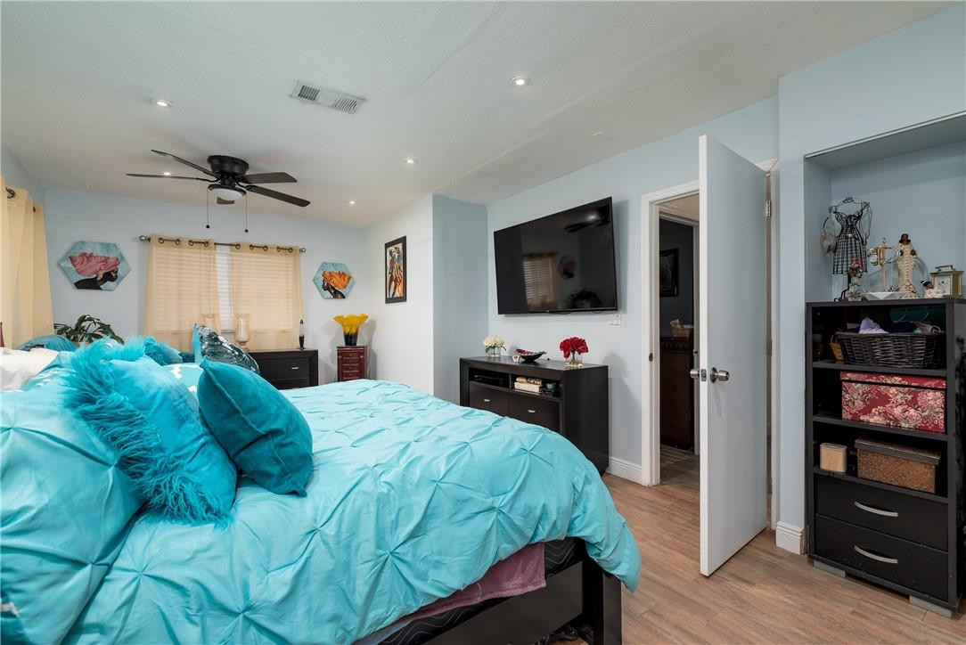 LAUDERDALE LAKES WEST GAT - Residential