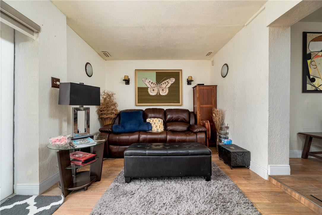 LAUDERDALE LAKES WEST GAT - Residential