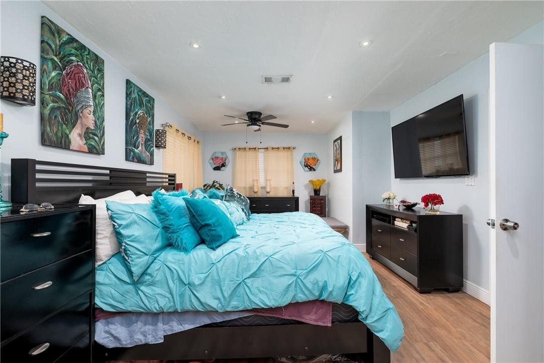 LAUDERDALE LAKES WEST GAT - Residential