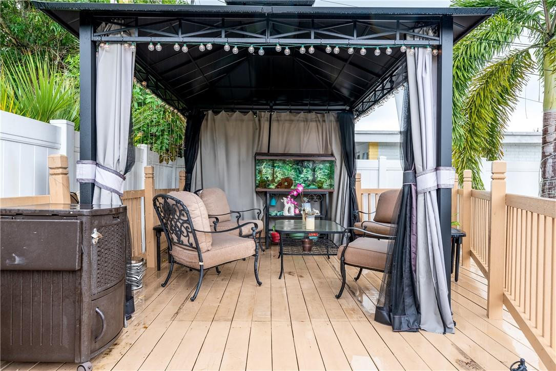 LAUDERDALE LAKES WEST GAT - Residential