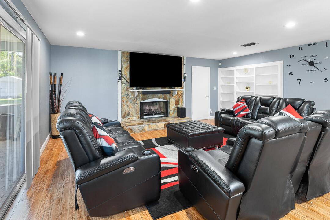 LAKEWOOD PARK UNIT 6 - Residential