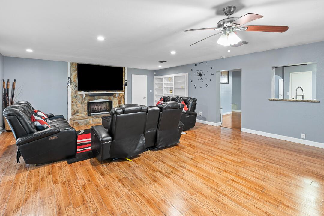 LAKEWOOD PARK UNIT 6 - Residential