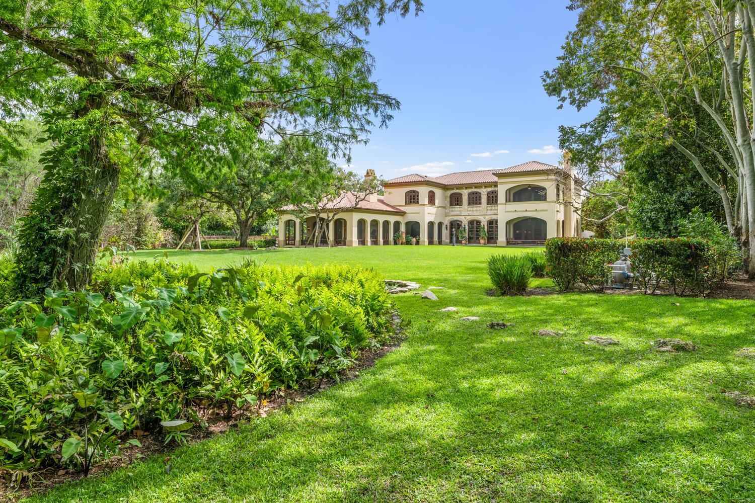 BRIDLE PATH OF P B POLO & COUNTRY CLUB - Residential