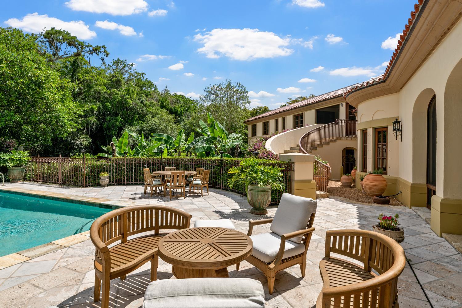 BRIDLE PATH OF P B POLO & COUNTRY CLUB - Residential