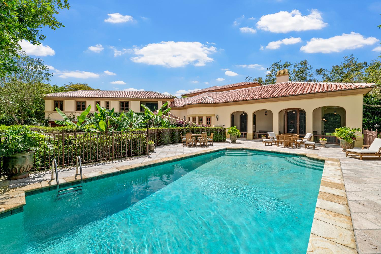 BRIDLE PATH OF P B POLO & COUNTRY CLUB - Residential