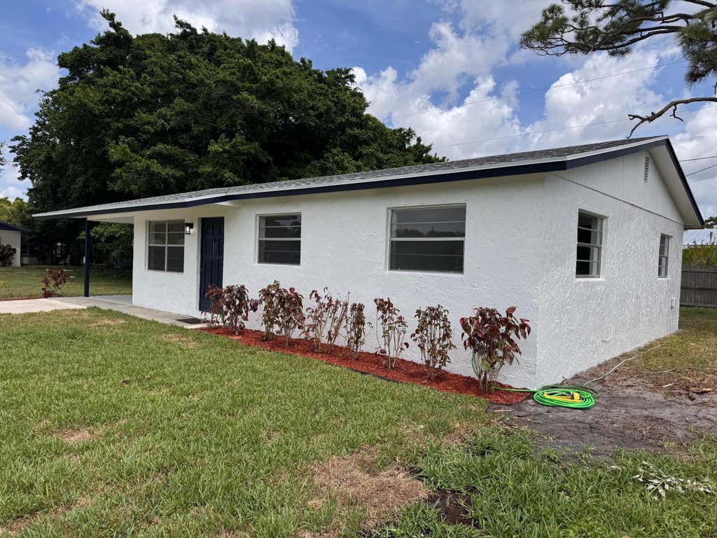Photo of 3593 MARLOW Avenue, Boynton Beach, FL 33436 (MLS # B26059182)