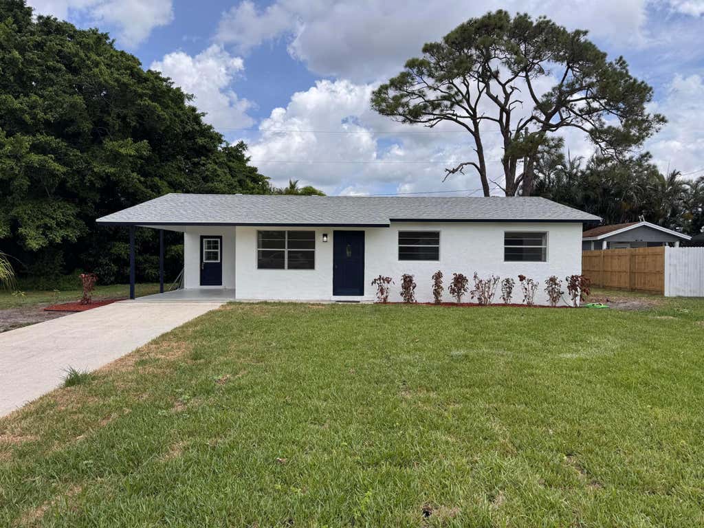 Photo of 3593 MARLOW Avenue, Boynton Beach, FL 33436 (MLS # B26059182)