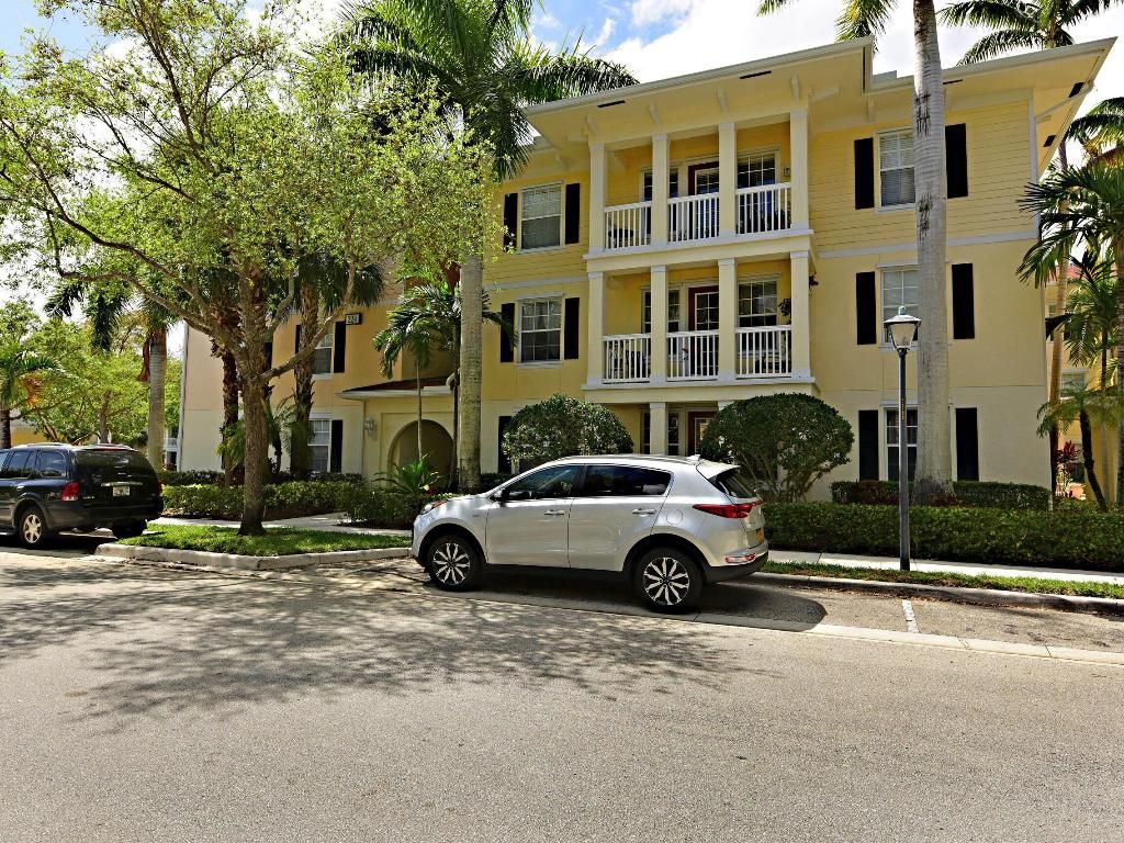 Photo of 224 Murcia 303 Drive #303, Jupiter, FL 33458 (MLS # R10761937)