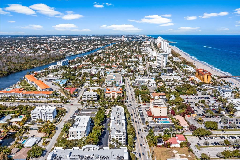 Photo of 101 SE 20th Avenue #405, Deerfield Beach, FL 33441 (MLS # F10554054)