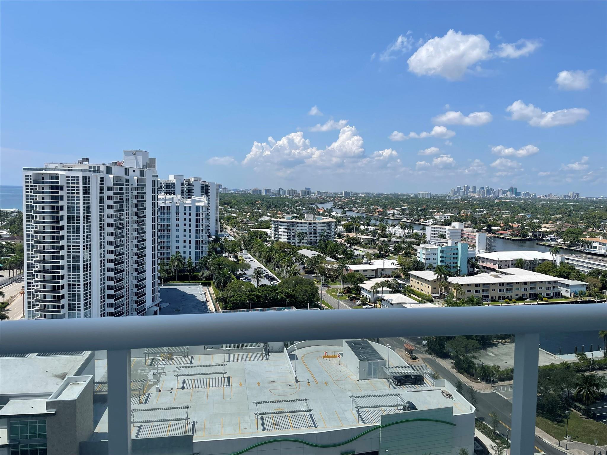 3015 N Ocean Boulevard 18j