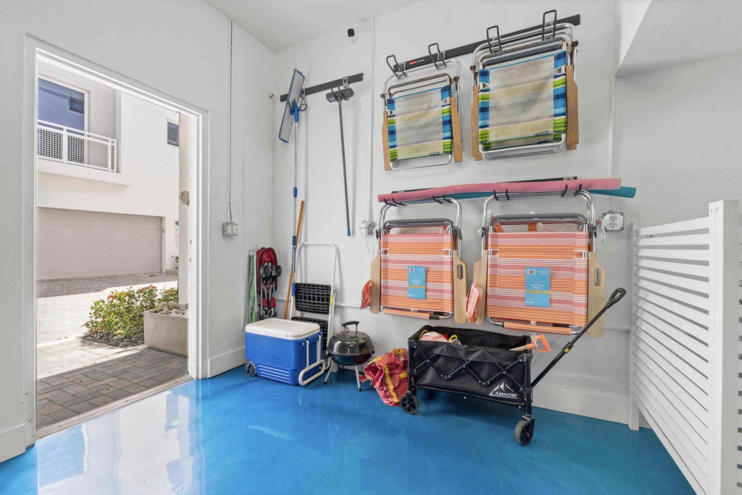 1367 N Ocean Boulevard