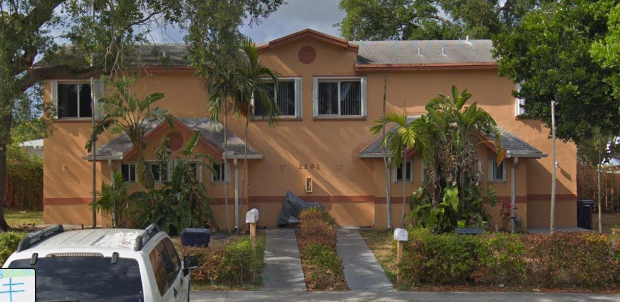 Charming 2 bedroom 1 1/2 bath townhouse style apartment with a 6' high private fenced-in back yard, ideal for kids or a pet. The residence has two bedrooms with one full bath upstairs and living room, dining room plus a half bath downstairs. Bedroom dimensions are 12X11 and 11X10. The unit is nicely renovated with a brand new Washer/Dryer; Refrigerator and Stove. Plenty of parking facing the building's facade. Discover true North Miami Beach living at Fulford By the Sea neighborhood, located within driving minutes from Greynolds & Oleta River Parks; Great Schools; Universities; Shopping; Dining and Entertainment. Lots of GREAT dining walking distance from the unit.