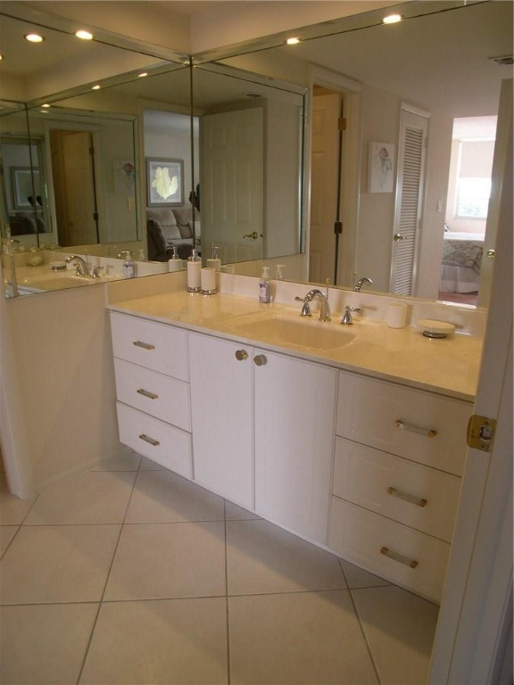SEVILLE HOUSE - Residential