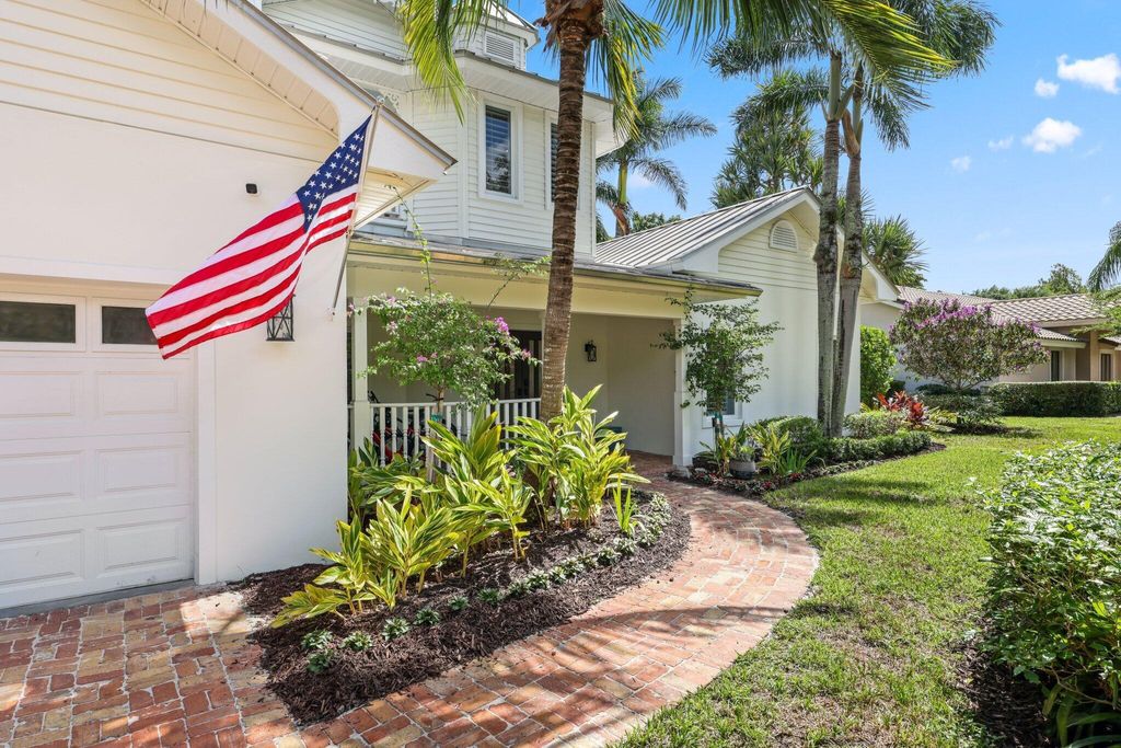 Photo of 2938 Banyan Boulevard Circle NW, Boca Raton, FL 33431 (MLS # R11131500)