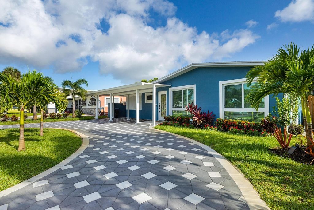 Photo of 657 NW 30th Ct, Wilton Manors, FL 33311 (MLS # F10543242)