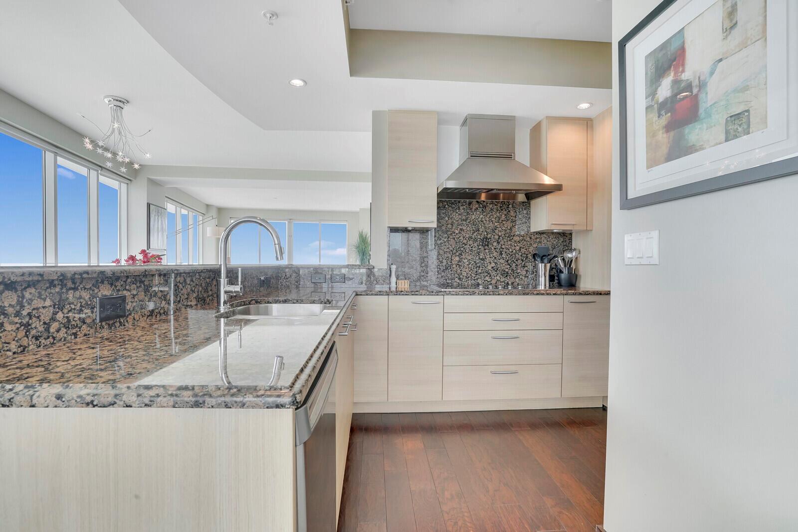 PLAZA AT OCEANSIDE (THE) - Residential Lease